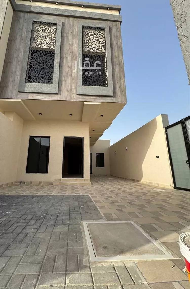 دور للبيع في شارع النفوذ, حي الصواري, مدينة الخبر, المنطقة الشرقية صورة 2
