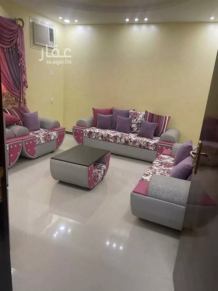 شقة للإيجار في شارع عبدالله ابن ملاذ الاشعري, حي الشرف, مدينة خميس مشيط, منطقة عسير صورة 3