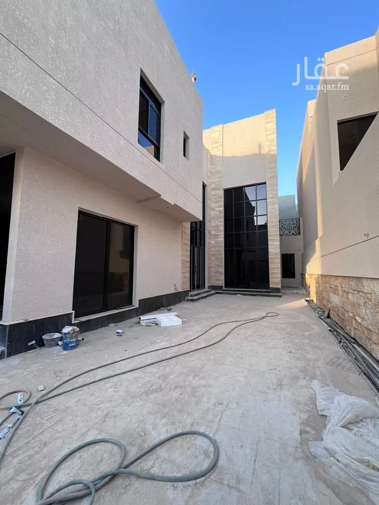 فيلا للبيع في شارع أحمد الكازروني, حي المهدية, مدينة الرياض, منطقة الرياض صورة 4