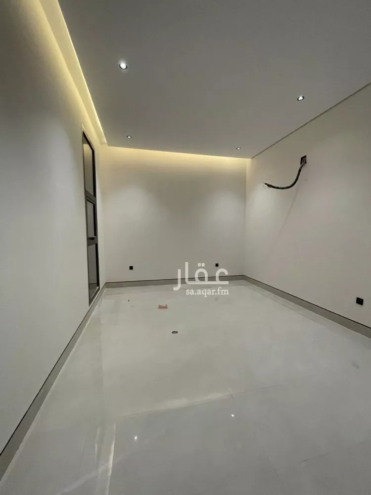 Villa for Sale in Riyadh Al Mahdiyah 16