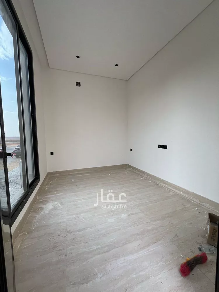فيلا للبيع في شارع أمين بن محمد مرداد, حي المهدية, مدينة الرياض, منطقة الرياض صورة 2