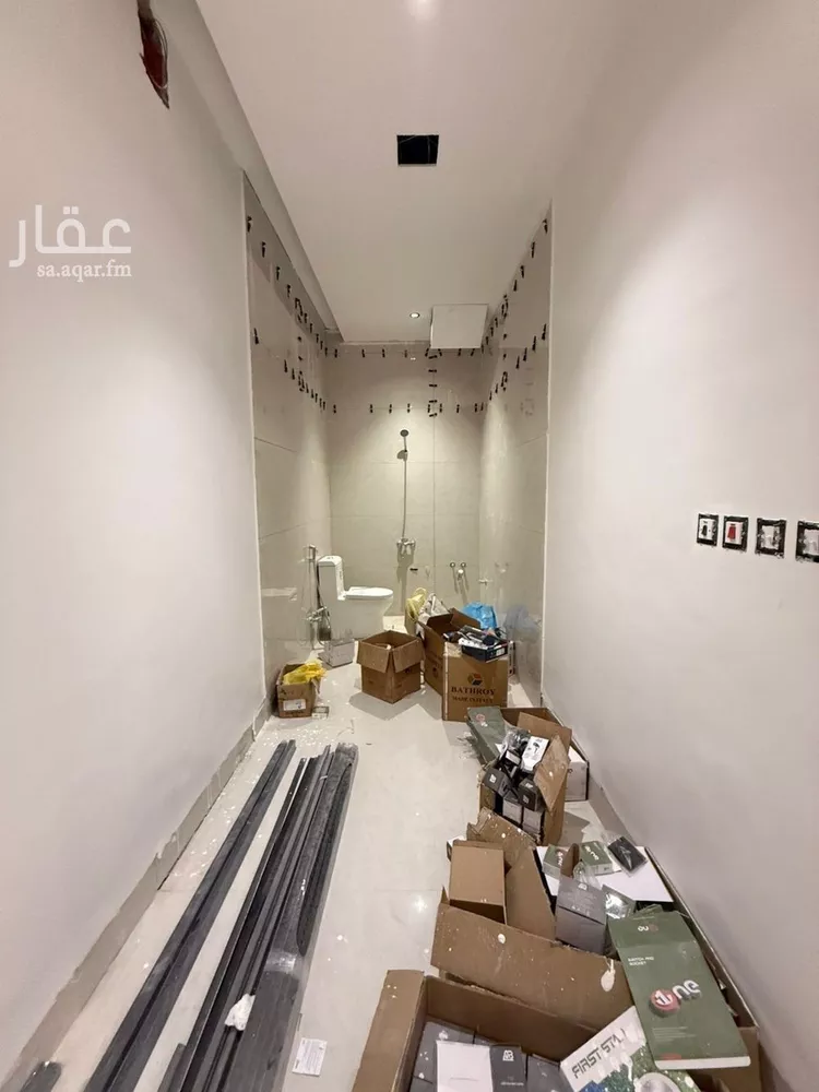 فيلا للبيع في شارع أحمد الكازروني, حي المهدية, مدينة الرياض, منطقة الرياض 15