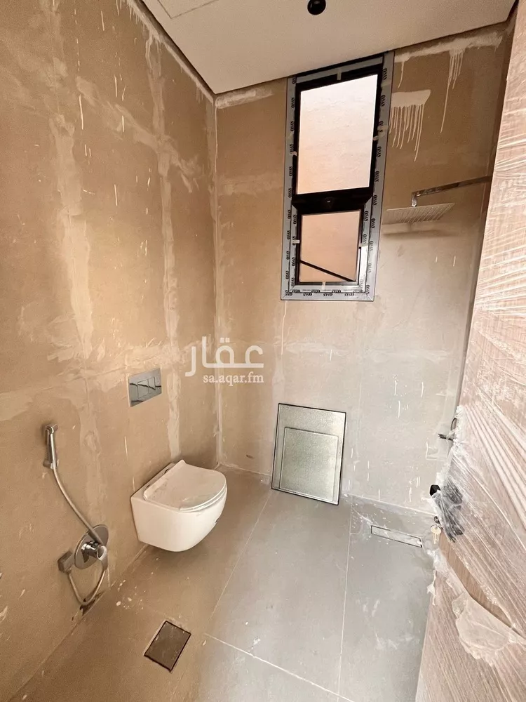فيلا للبيع في شارع أبي الشيخ الأصبهاني, حي المهدية, مدينة الرياض, منطقة الرياض 20