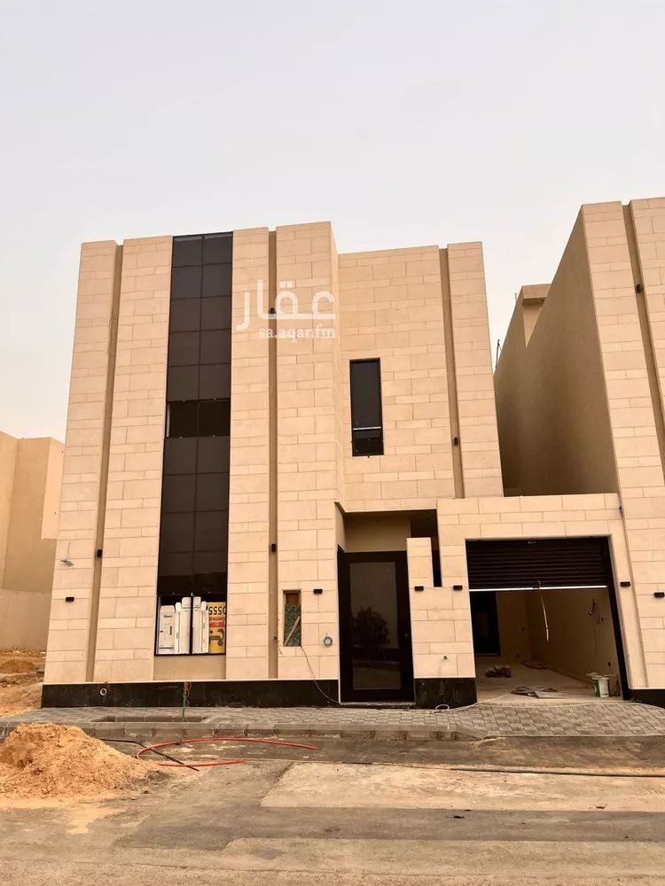 فيلا للبيع في شارع السيل الكبير, حي المهدية, مدينة الرياض, منطقة الرياض صورة 4
