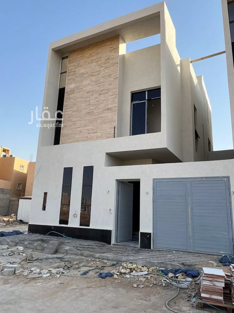 فيلا للبيع في شارع عبدالقادر بن عبدالوارث, حي المهدية, مدينة الرياض, منطقة الرياض صورة 3