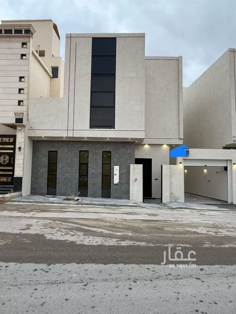 فيلا للبيع في شارع أحمد بن الحسن الأنصاري, حي المهدية, مدينة الرياض, منطقة الرياض صورة 2