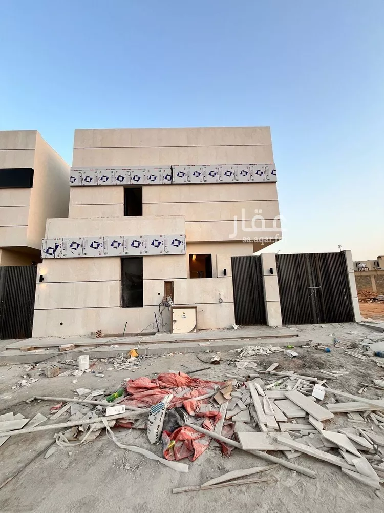 فيلا للبيع في شارع أحمد بن الحسن الأنصاري, حي المهدية, مدينة الرياض, منطقة الرياض صورة 2