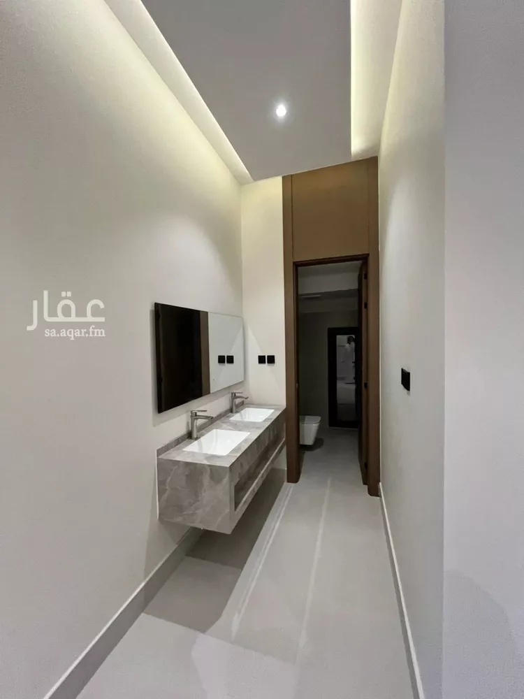 فيلا للبيع في شارع عبدالقادر بن عبدالوارث, حي المهدية, مدينة الرياض, منطقة الرياض صورة 5