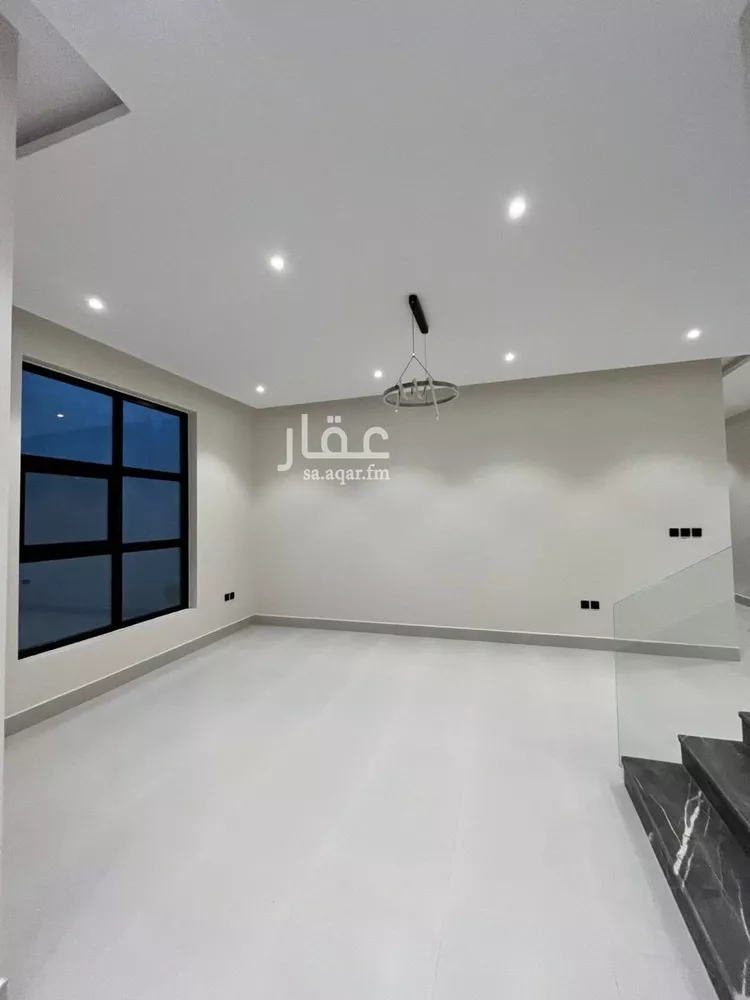 فيلا للبيع في شارع عبدالقادر بن عبدالوارث, حي المهدية, مدينة الرياض, منطقة الرياض صورة 3