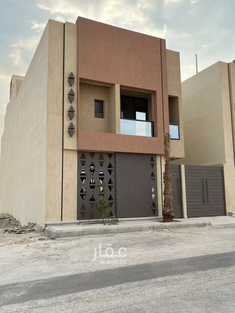 فيلا للبيع في شارع عبدالقادر بن عبدالوارث, حي المهدية, مدينة الرياض, منطقة الرياض صورة 2