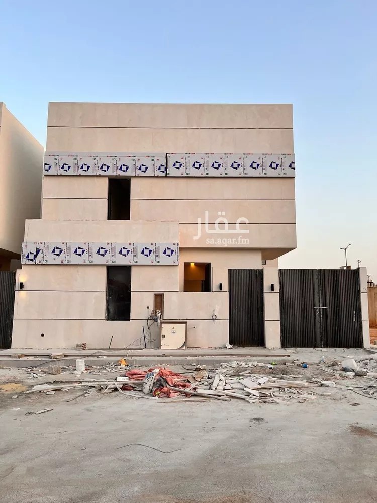 فيلا للبيع في شارع أحمد بن الحسن الأنصاري, حي المهدية, مدينة الرياض, منطقة الرياض صورة 5