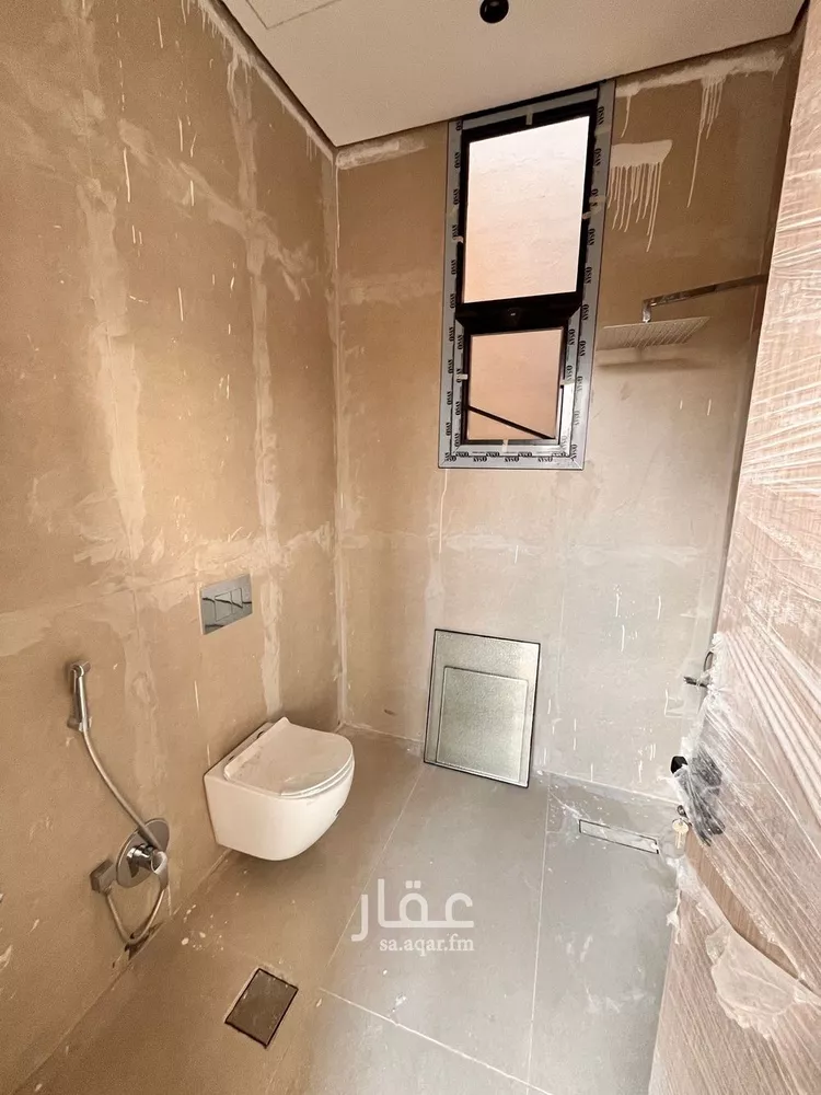 فيلا للبيع في شارع أبي الشيخ الأصبهاني, حي المهدية, مدينة الرياض, منطقة الرياض صورة 4