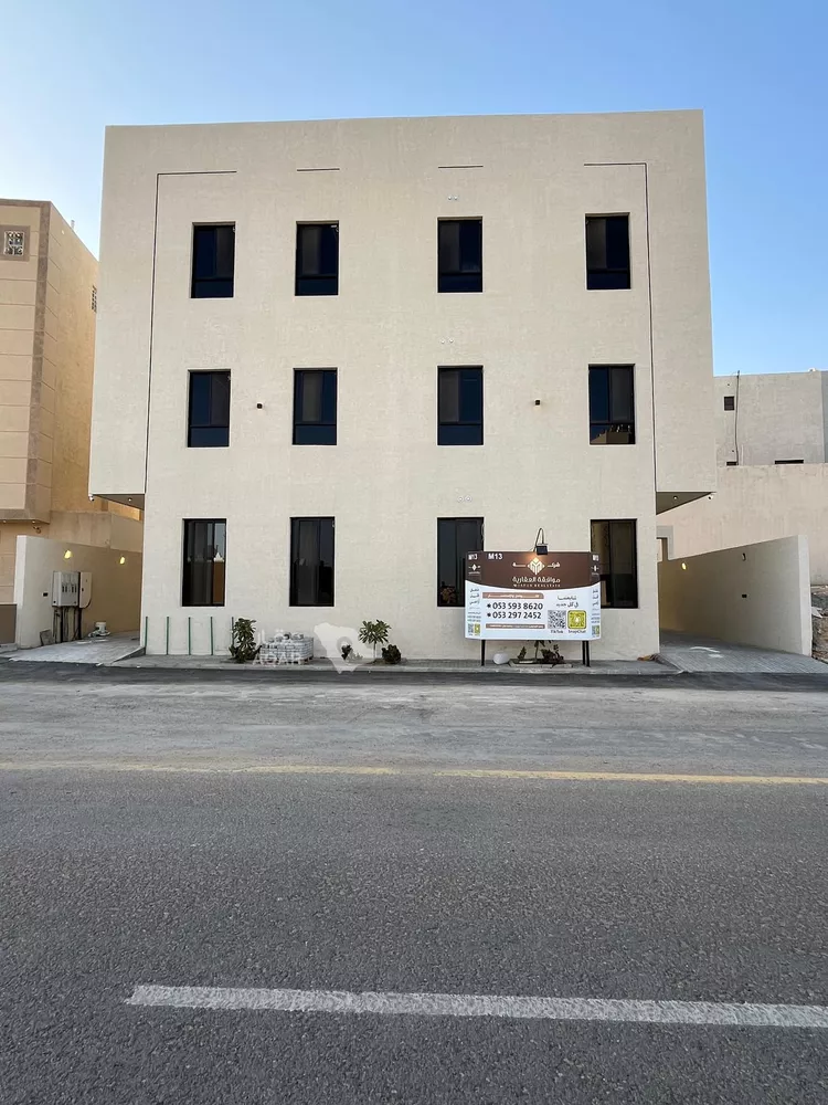 عمارة للبيع في شارع أحمد بن هاشم, حي المهدية, مدينة الرياض, منطقة الرياض 2