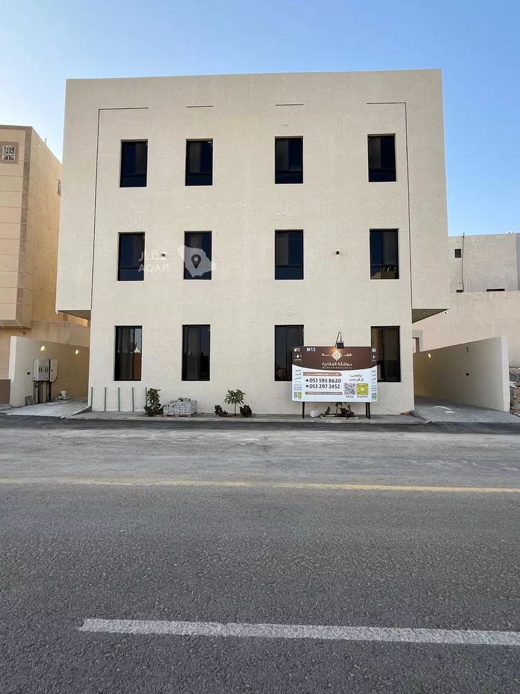 Building for Sale in Riyadh Al Mahdiyah