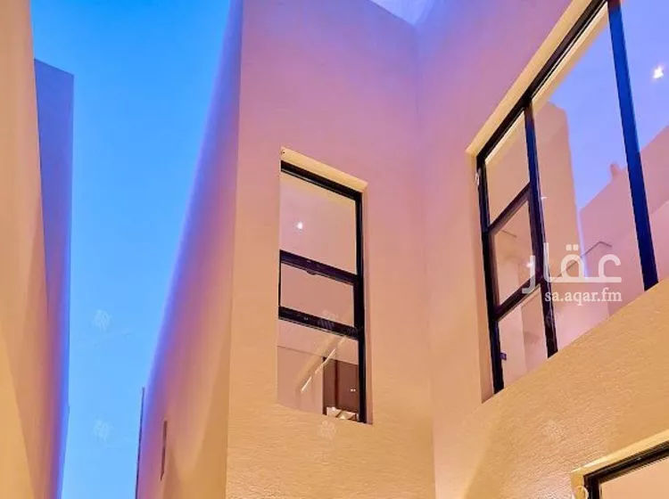 فيلا للبيع في شارع أحمد الكازروني, حي المهدية, مدينة الرياض, منطقة الرياض صورة 4