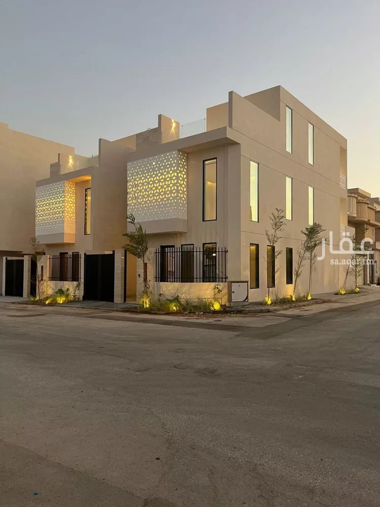 فيلا للبيع في شارع أحمد بن الحسن الأنصاري, حي المهدية, مدينة الرياض, منطقة الرياض صورة 4