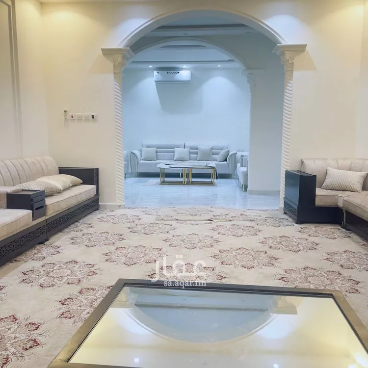 فيلا للبيع في شارع شمس الدين الشافعي, حي مطار الملك خالد الدولي, مدينة الرياض, منطقة الرياض صورة 3