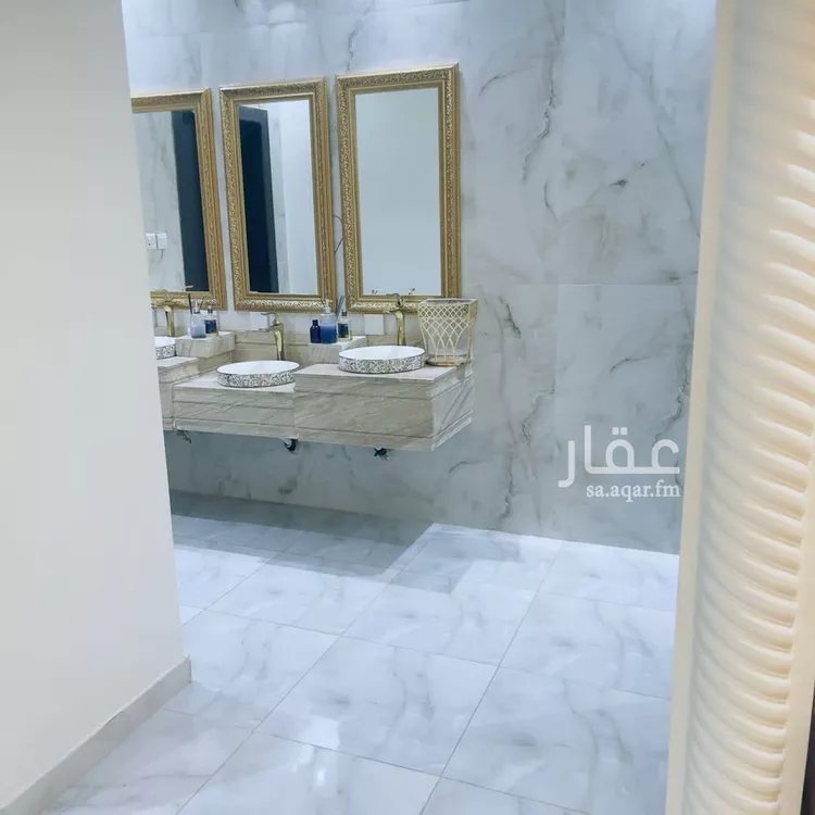 فيلا للبيع في شارع شمس الدين الشافعي, حي مطار الملك خالد الدولي, مدينة الرياض, منطقة الرياض صورة 5