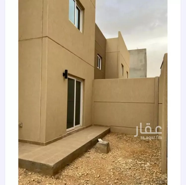 فيلا للبيع في شارع سلمان بن مالك, حي مطار الملك خالد الدولي, مدينة الرياض, منطقة الرياض صورة 2