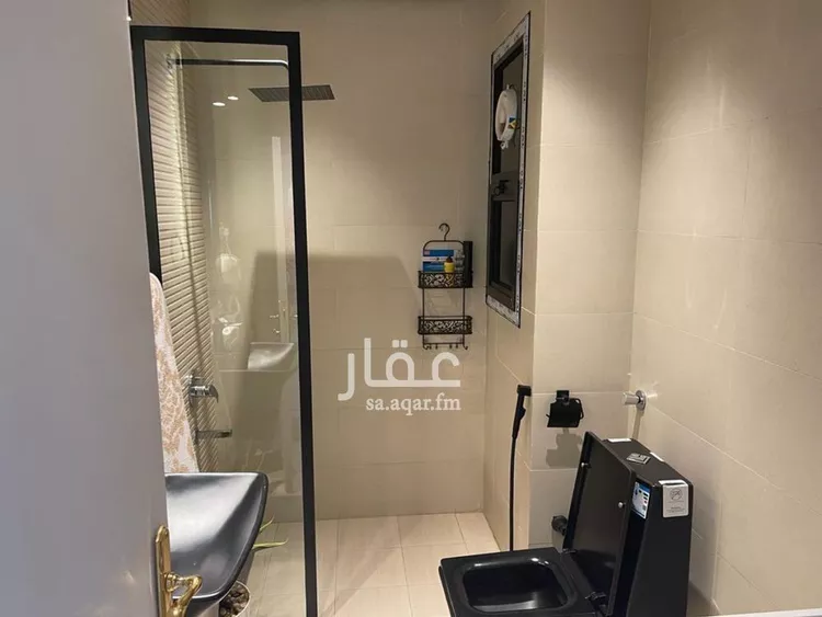 شقة للإيجار في شارع محمد بن سعد بن زيد, حي النزهة, مدينة الرياض, منطقة الرياض صورة 3