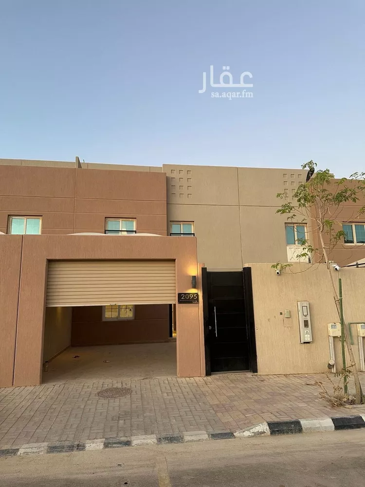 فيلا للبيع في شارع معاوية بن هشام, حي مطار الملك خالد الدولي, مدينة الرياض, منطقة الرياض 8