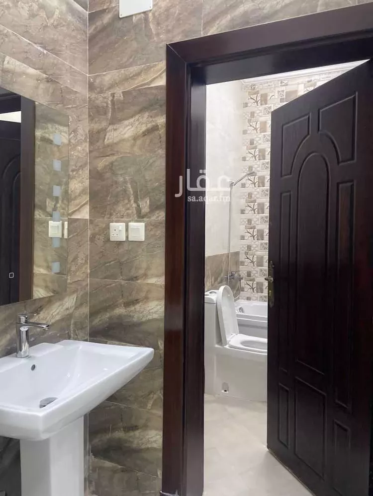 Building for Rent in Medina Mudhainib صورة 4