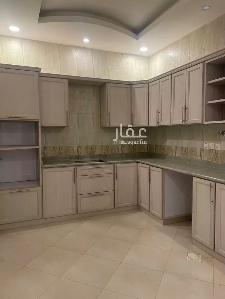Building for Rent in Medina Mudhainib صورة 3