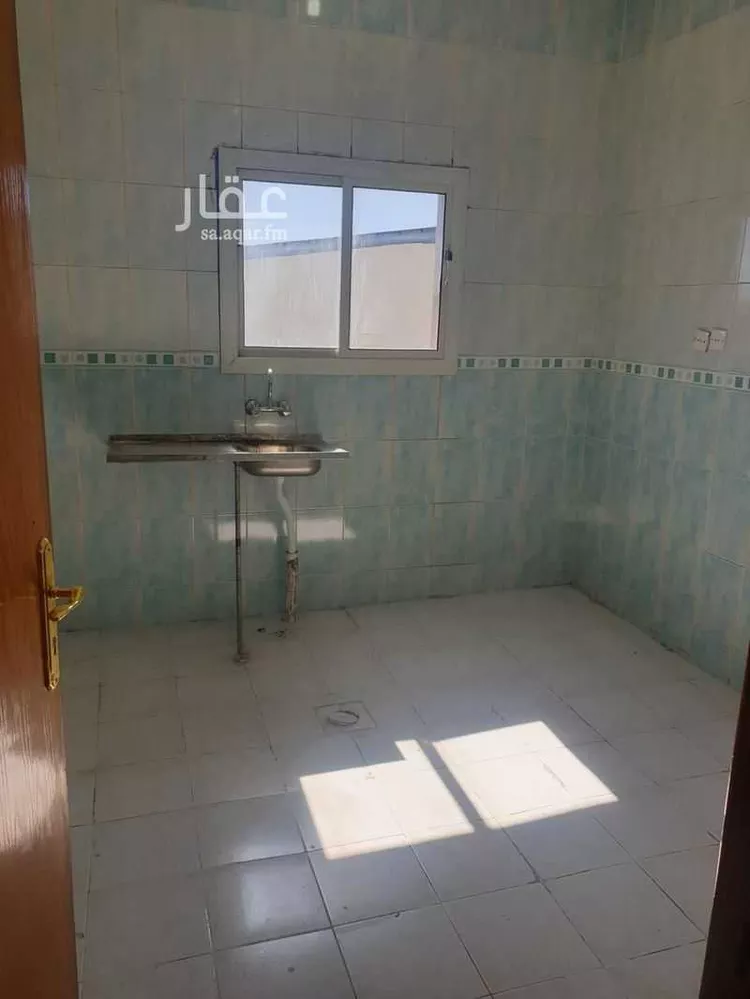 عمارة للإيجار في شارع يحيى بن اسحاق ، طيب الإسم ، خميس مشيط صورة 3