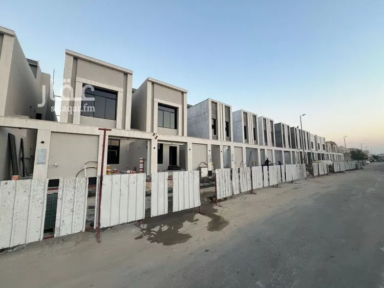 فيلا للبيع في شارع المكاسب, حي الأمواج, مدينة الخبر, المنطقة الشرقية