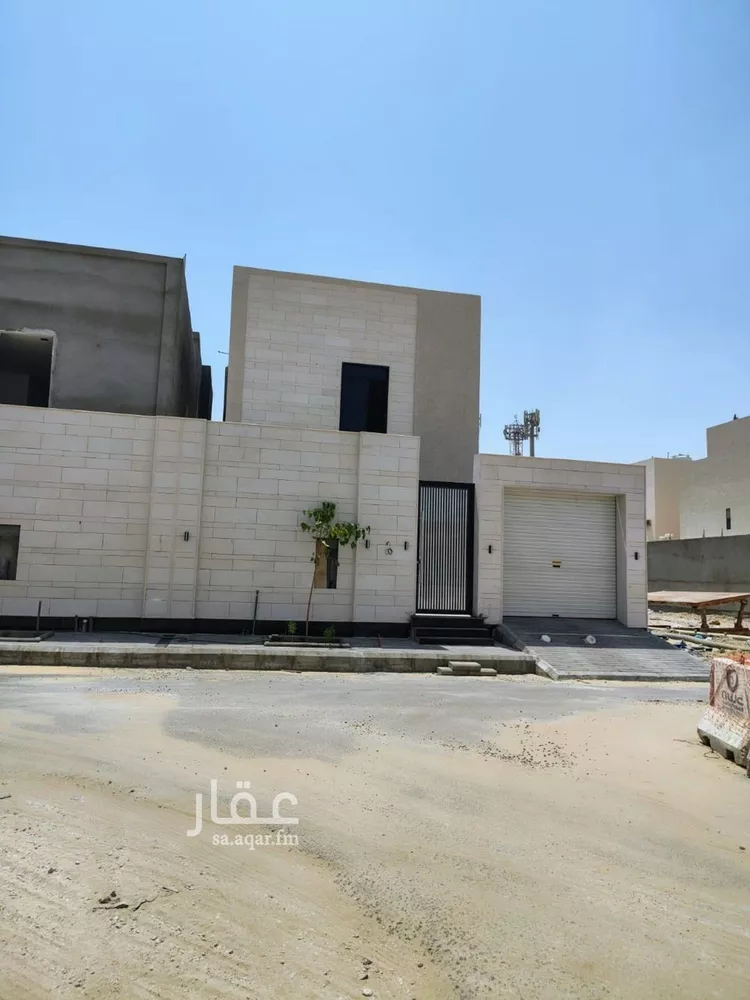 فيلا للبيع في شارع تيماء, حي الصواري, مدينة الخبر, المنطقة الشرقية