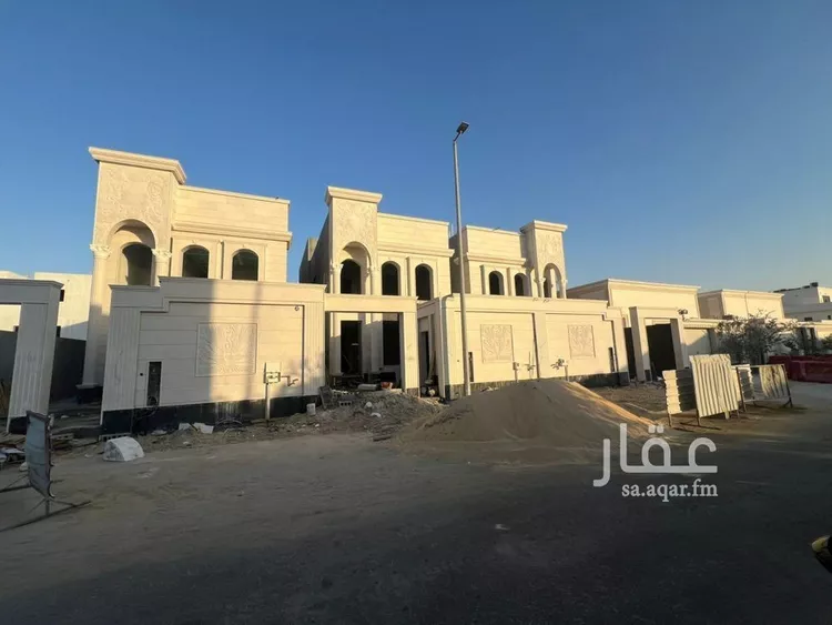 فيلا للبيع في شارع محمد بن ابي دينار, حي الصواري, مدينة الخبر, المنطقة الشرقية