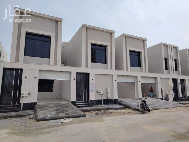 فيلا للبيع في شارع المكاسب, حي الأمواج, مدينة الخبر, المنطقة الشرقية