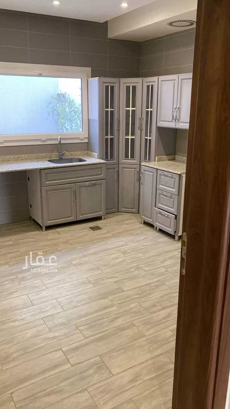 فيلا للإيجار في شارع ابن الجارود ، حي مطار الملك خالد الدولي ، الرياض ، منطقة الرياض 1 صورة