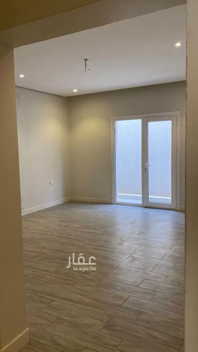 فيلا للإيجار في شارع ابن الجارود ، حي مطار الملك خالد الدولي ، الرياض ، منطقة الرياض صورة 3