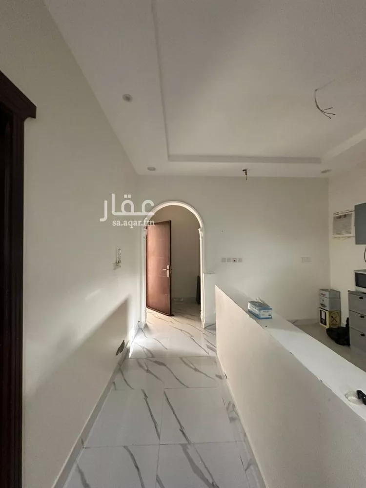 فيلا للبيع في شارع أبي الحسين النعماني, حي الزمرد, مدينة جدة, منطقة مكة المكرمة