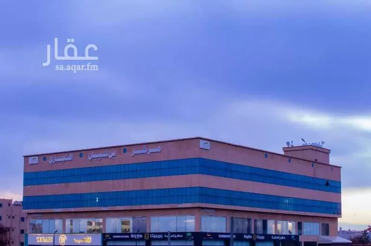 عمارة للإيجار في شارع طريق الملك فهد, حي تارة, مدينة خميس مشيط, منطقة عسير صورة 2
