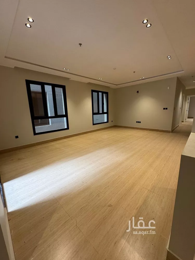 شقة للبيع في شارع الحمراء, حي الحمراء, مدينة الخبر, المنطقة الشرقية