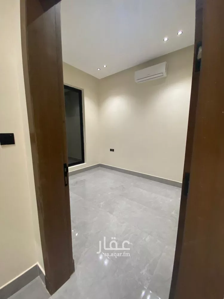 فيلا للإيجار في شارع إسماعيل بن أحمد بن الحسن, حي المهدية, مدينة الرياض, منطقة الرياض صورة 3