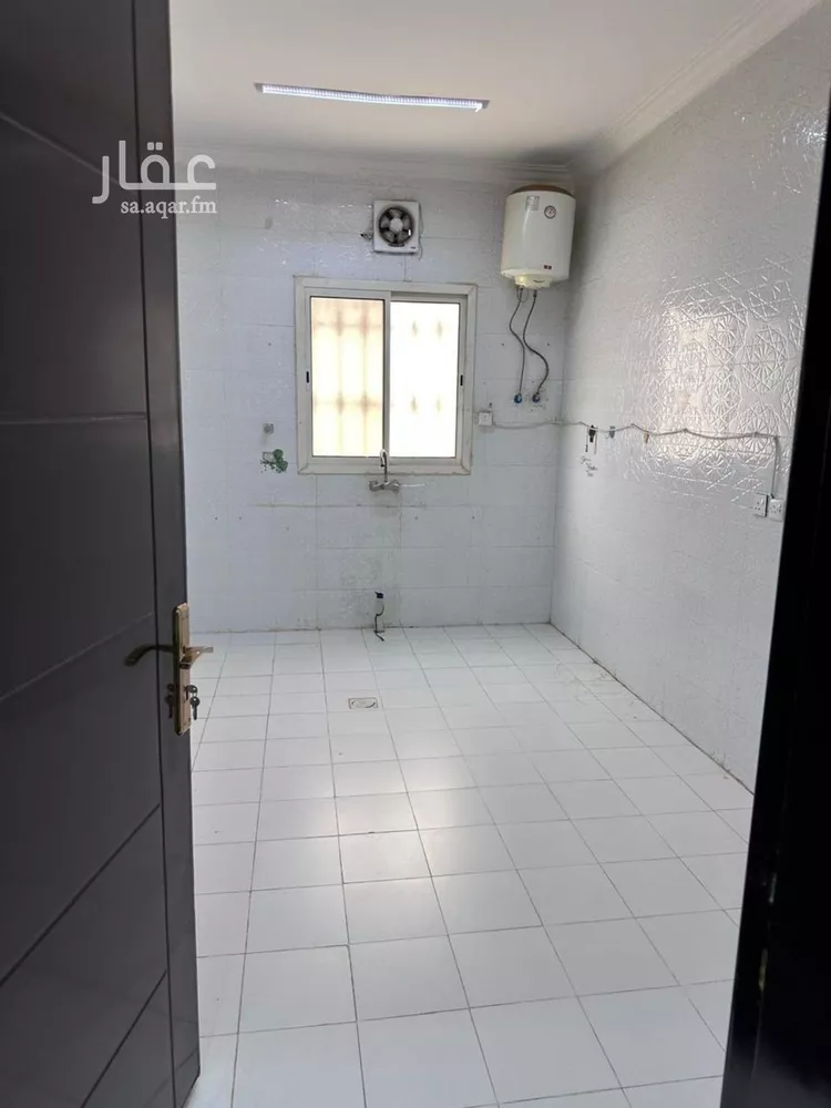 شقة للإيجار في شارع أحمد بن عبدالله الصنعاني, حي الرمال, مدينة الرياض, منطقة الرياض صورة 3