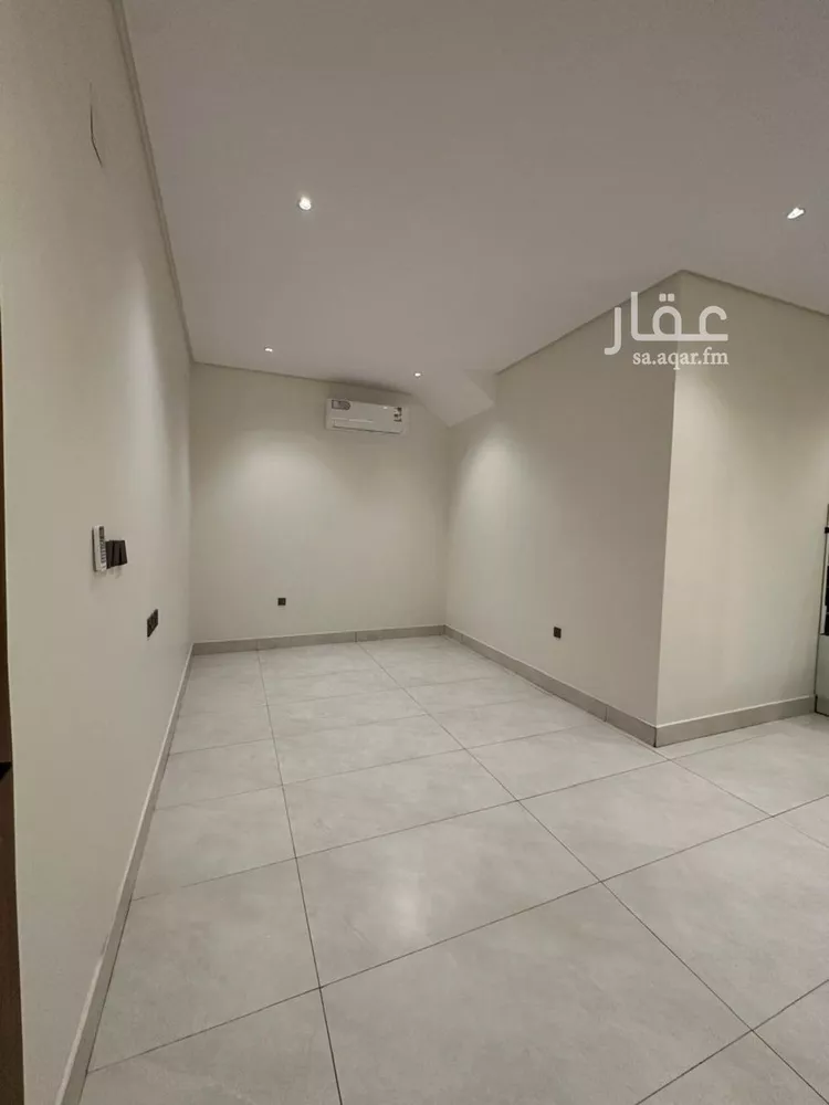 فيلا للإيجار في شارع إسماعيل بن أحمد بن الحسن, حي المهدية, مدينة الرياض, منطقة الرياض صورة 5