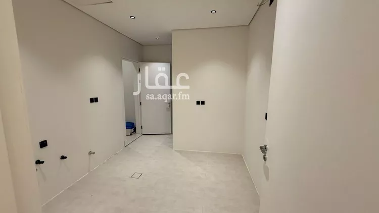 Floor for Rent in Riyadh Ar Rimal صورة 3