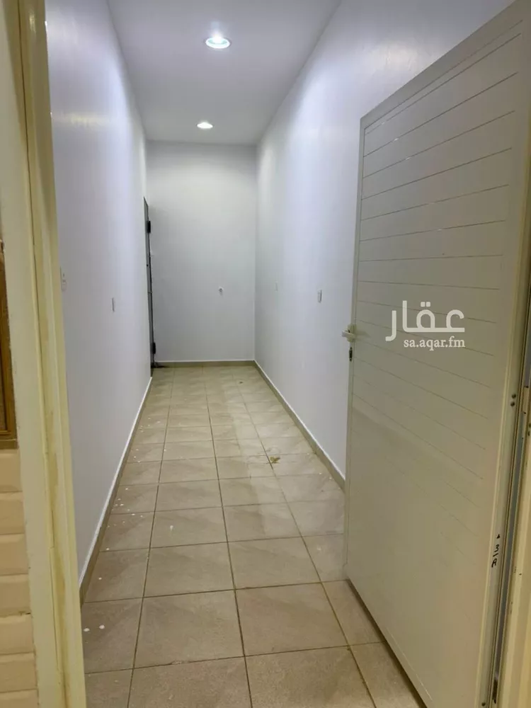 فيلا للإيجار في شارع إسماعيل بن أحمد بن الحسن, حي المهدية, مدينة الرياض, منطقة الرياض صورة 2