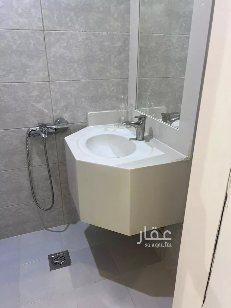 شقة للإيجار في شارع حلب, حي ظهرة لبن, مدينة الرياض, منطقة الرياض صورة 4