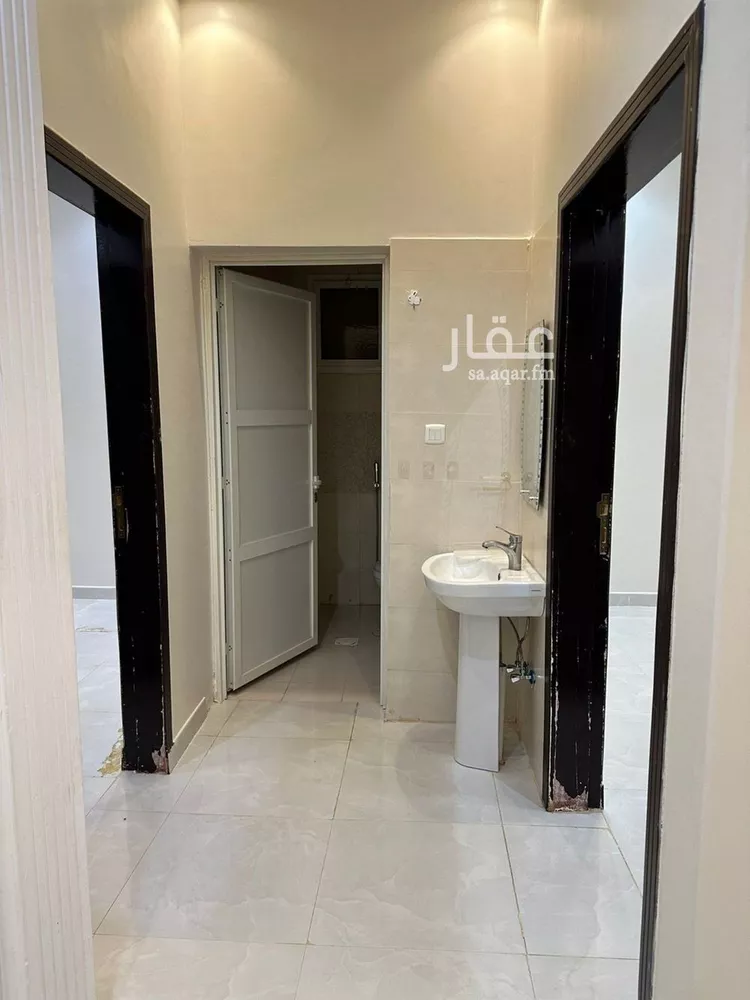 شقة للإيجار في شارع أحمد بن عبدالله الصنعاني, حي الرمال, مدينة الرياض, منطقة الرياض صورة 5