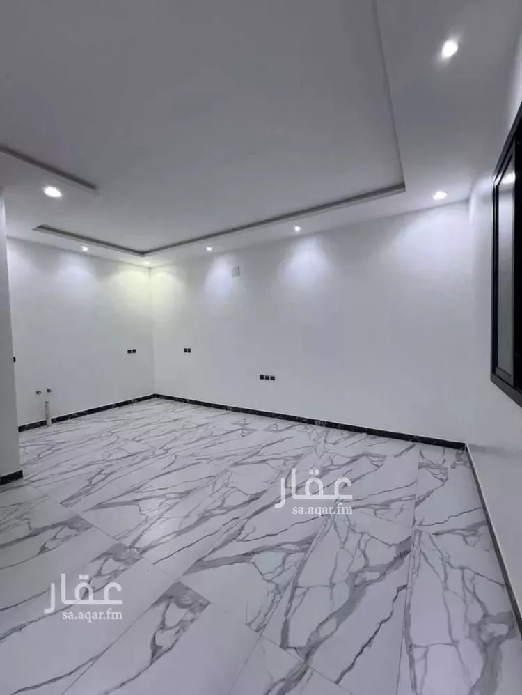 فيلا للإيجار في شارع رقم 308, حي ظهرة لبن, مدينة الرياض, منطقة الرياض صورة 2