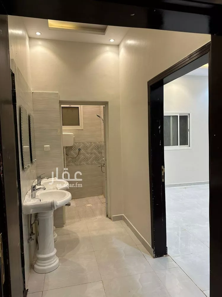 شقة للإيجار في شارع أحمد بن عبدالله الصنعاني, حي الرمال, مدينة الرياض, منطقة الرياض صورة 3