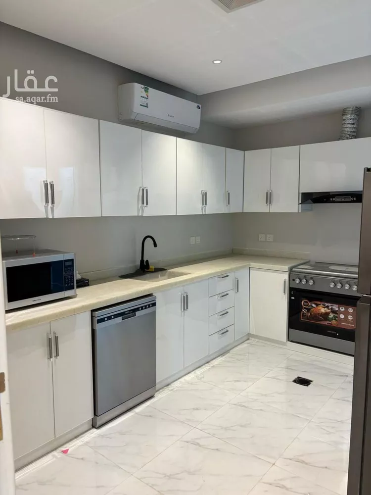 شقة للإيجار في شارع أبي بكر الحنبلي, حي المروج, مدينة الرياض, منطقة الرياض 11