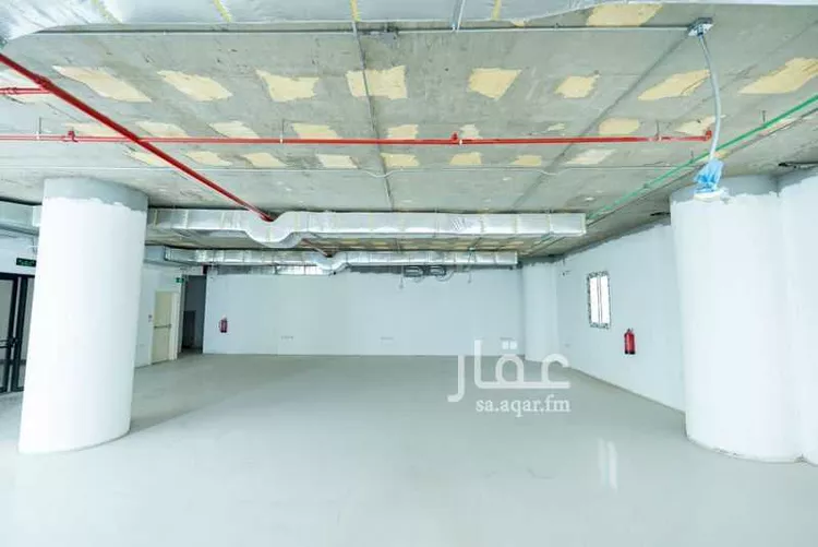 مكتب تجاري للإيجار في شارع طريق الملك فهد الفرعي, حي الملقا, مدينة الرياض, منطقة الرياض صورة 5