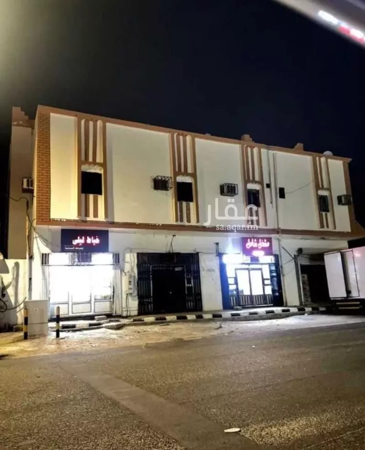 عمارة للبيع في شارع خالد بن زيد بن كليب, حي الروضة الجنوبي, مدينة شرورة, منطقة نجران صورة 3