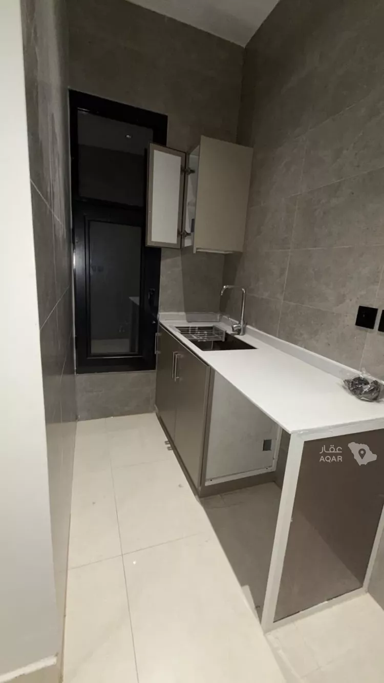 شقة للإيجار في شارع رقم 95, حي ظهرة لبن, مدينة الرياض, منطقة الرياض 7